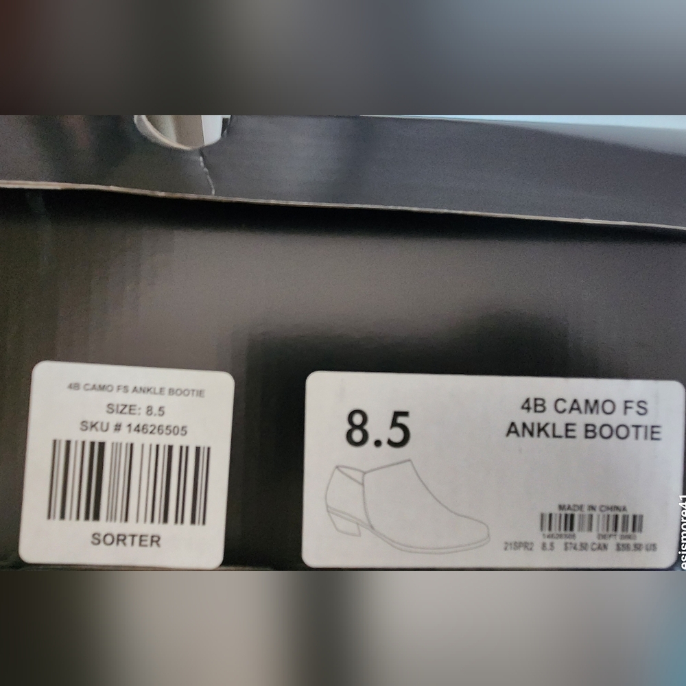Torrid size 8.5 ankle booties